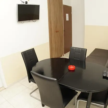 11 Sleeps 4 Guests 公寓 斯普利特