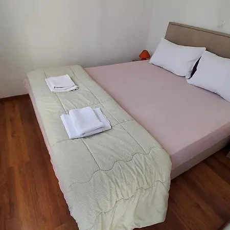 11 Sleeps 4 Guests * Spalato