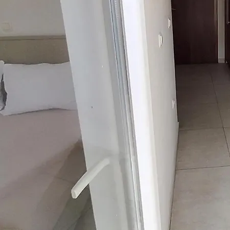 Appartamento 11 Sleeps 4 Guests *